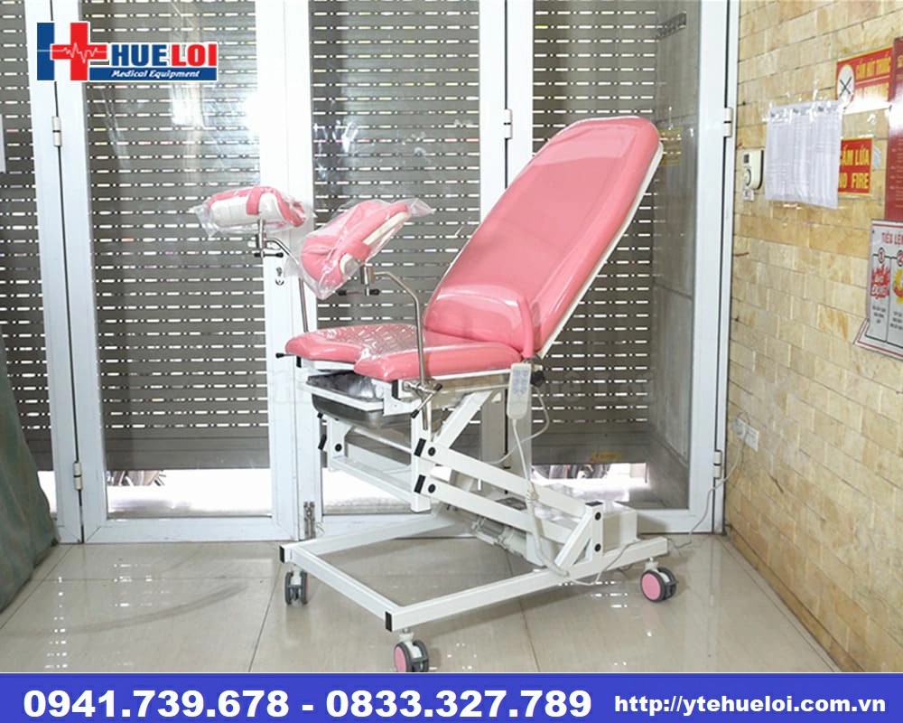 Bàn khám sản khoa điều khiển bằng điện giá rẻ