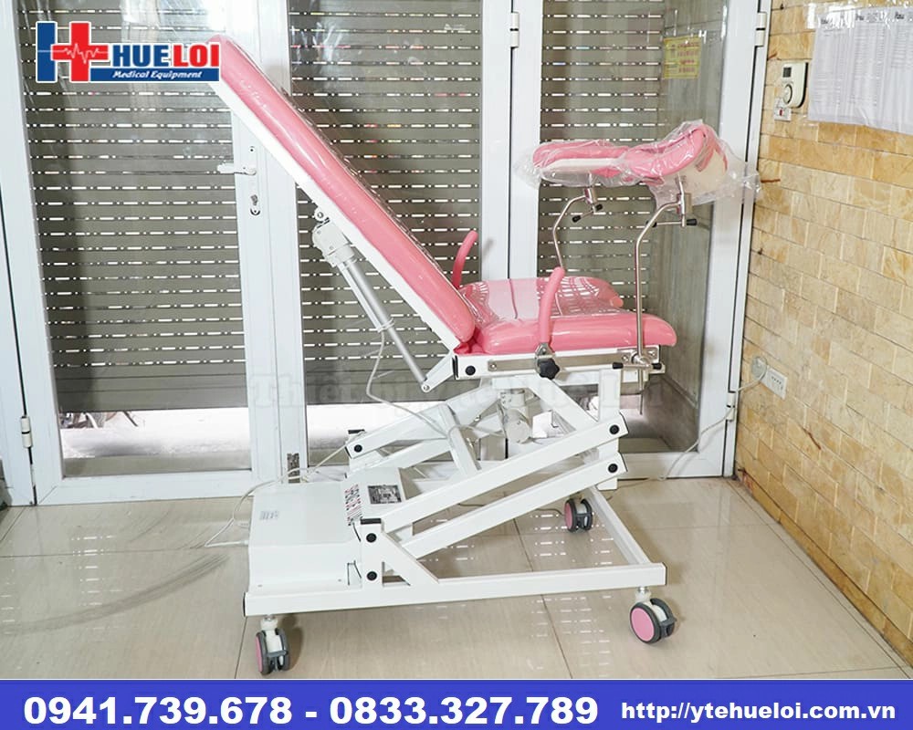 Bàn khám sản khoa điều khiển bằng điện