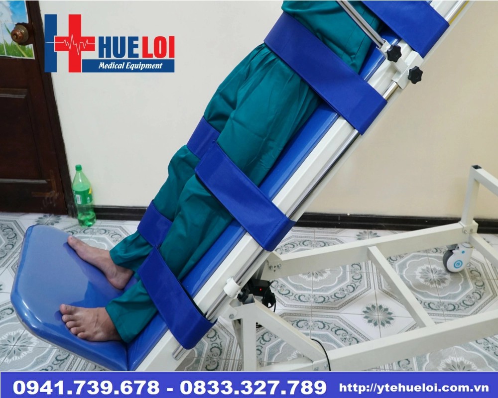Giường tập đứng cho người bệnh