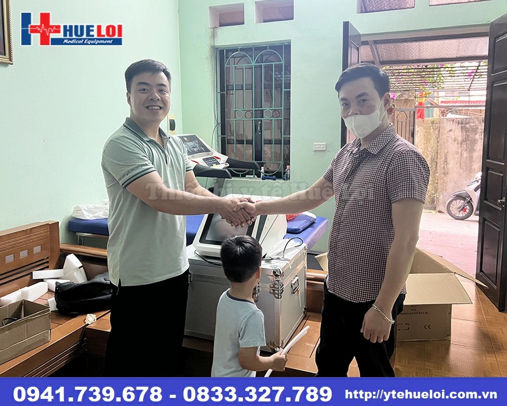 Máy laser trị liệu cường độ cao đa bước sóng