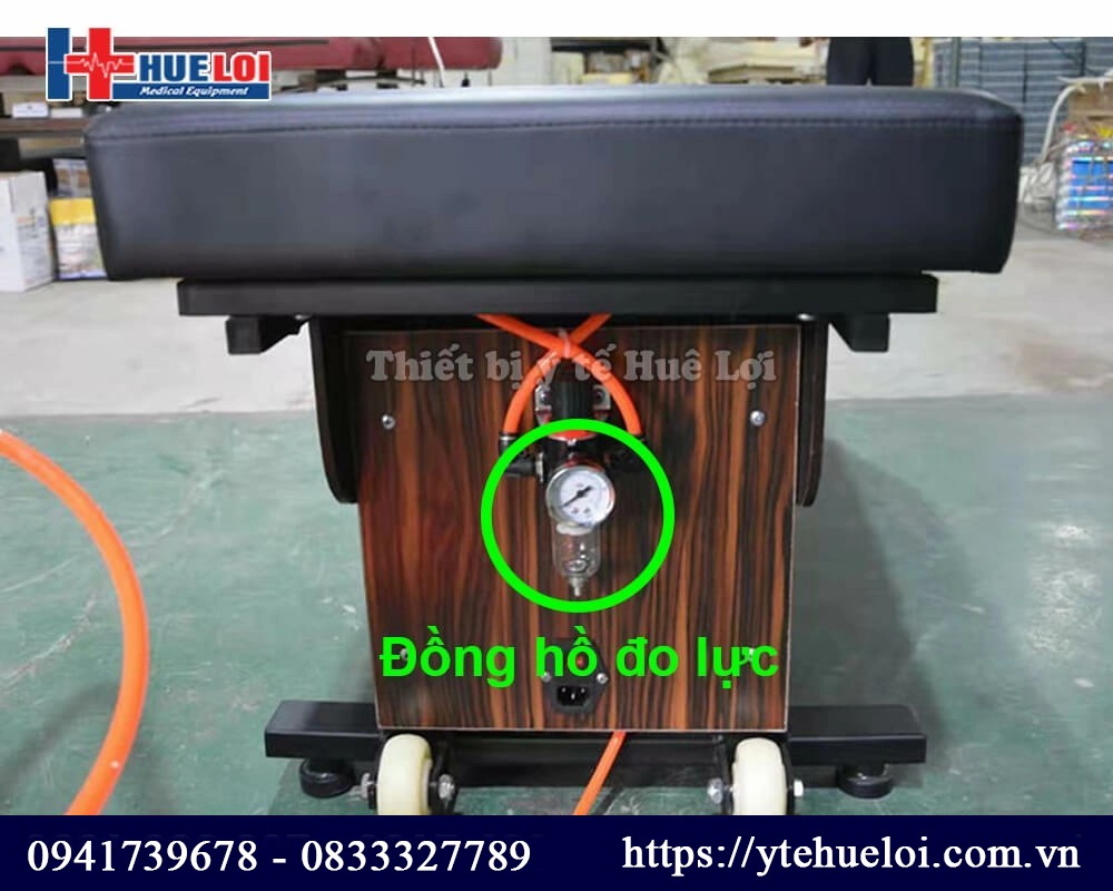 giường nắn chỉnh cột sống
