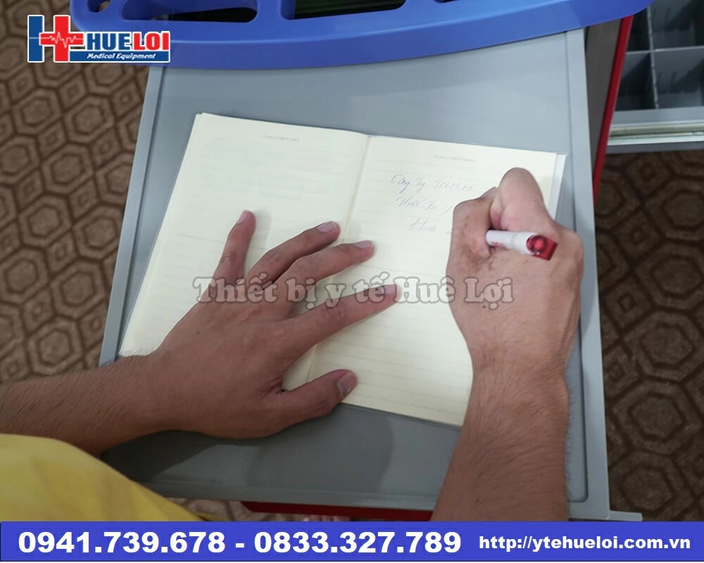 xe tiêm nhựa ABS cao cấp